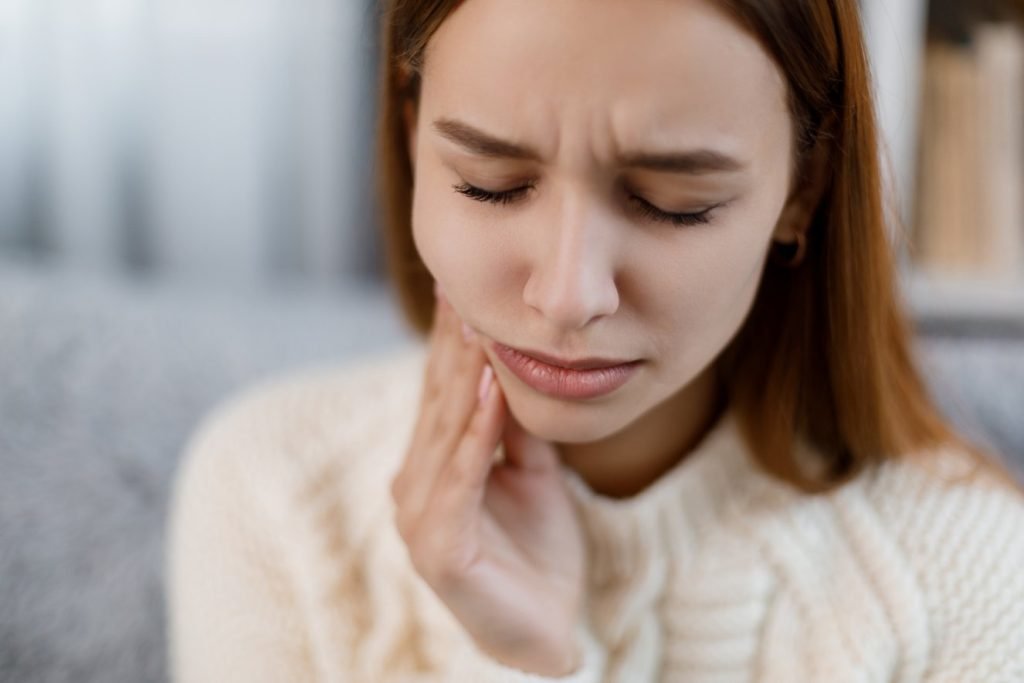 dolor de cabeza relacionado con los dientes-3